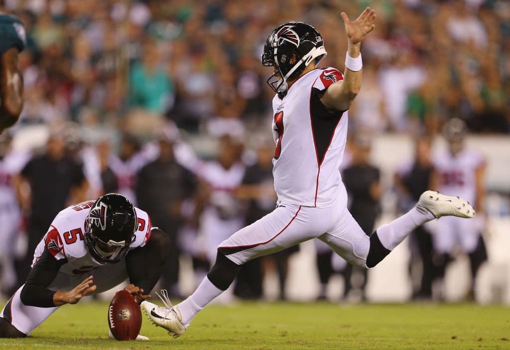 En las postrimerías del segundo cuarto, Matt Bryant volvió a la carga con un largo gol de campo, de 52 yardas, para darle ventaja temporal de 6-3 a los Halcones. Así se fueron al medio tiempo.