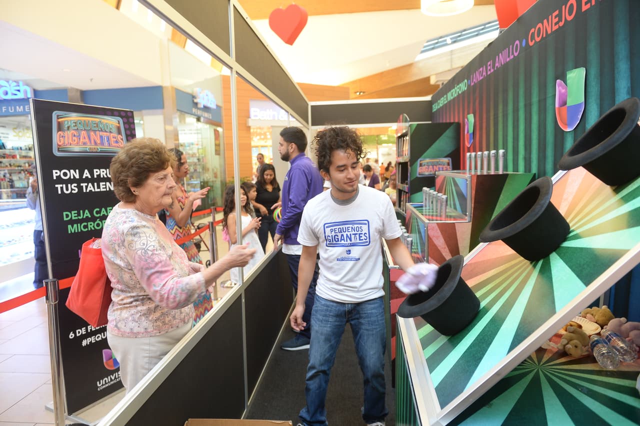 Y esta dama demostró que la diversión no tiene edad.