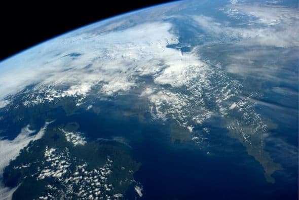 No te puedes esconder por siempre Inglaterra, casi te atrapo. Fotos de Reid Wiseman