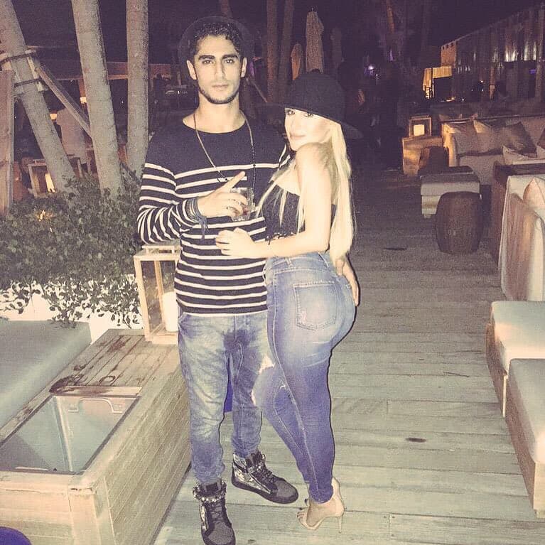 Este galán le robó el corazón a Alexa.