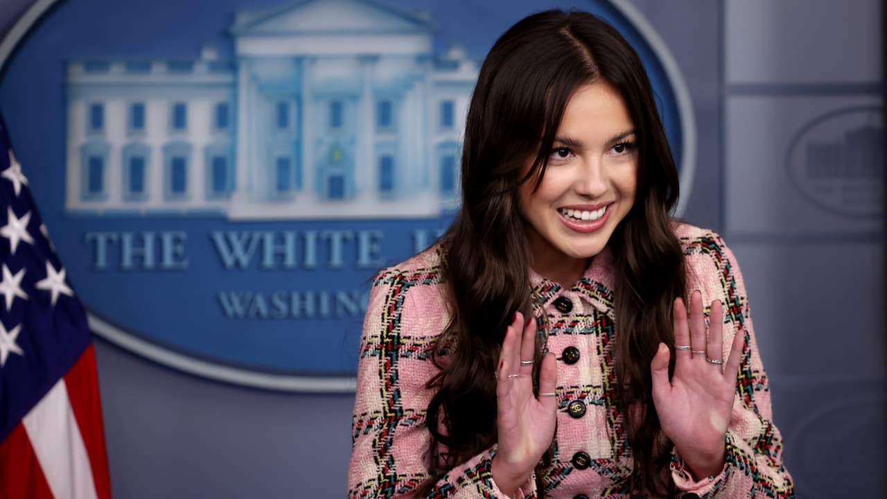 Olivia Rodrigo, Britney Spears y Pitbull: las estrellas que entraron en la galaxia de la política 