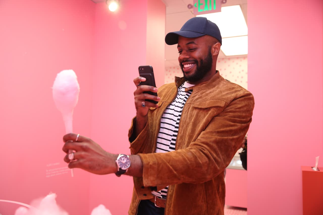 La exposición de fama mundial contará con piscinas de dulce, cenas retro y bocadillos helados.