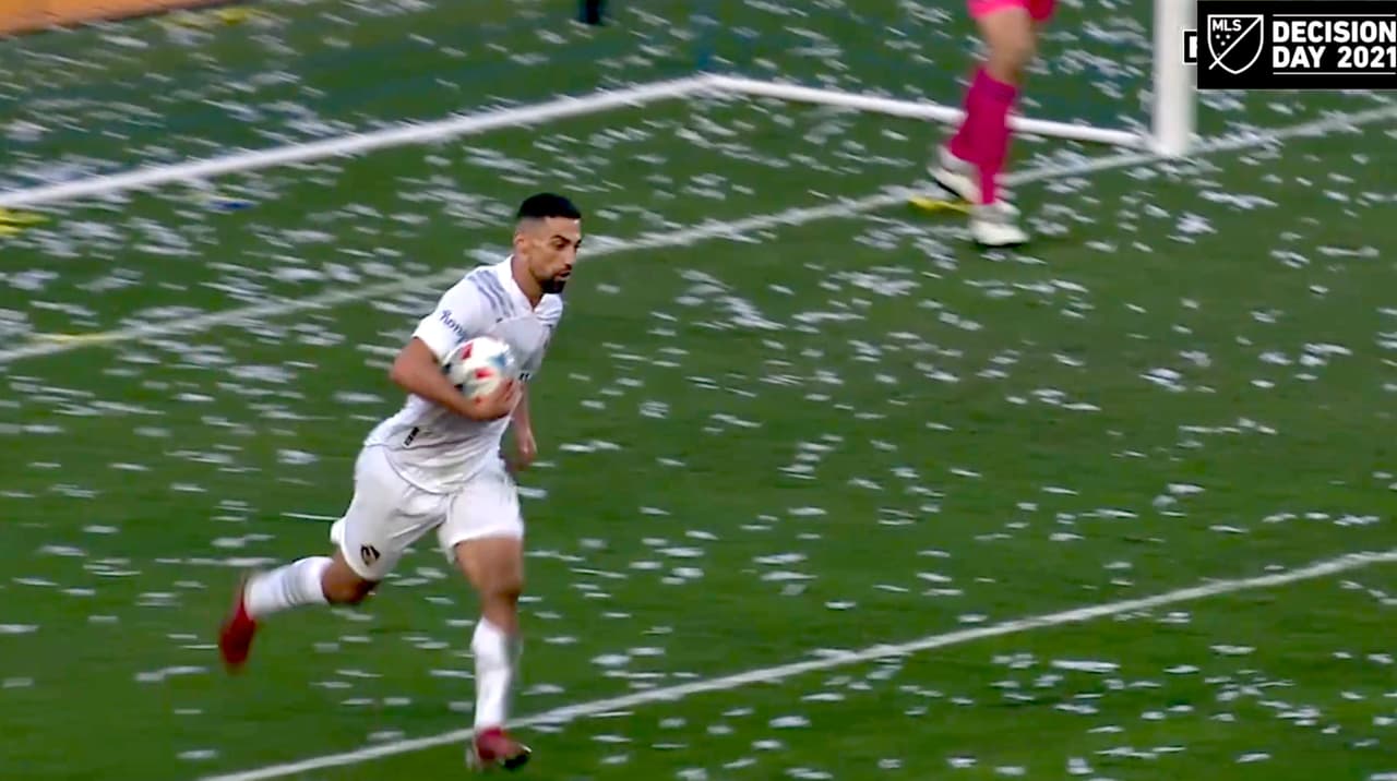 Kévin Cabral la pone en el área y Sebastian Lletget le devuelve la esperanza a LA Galaxy