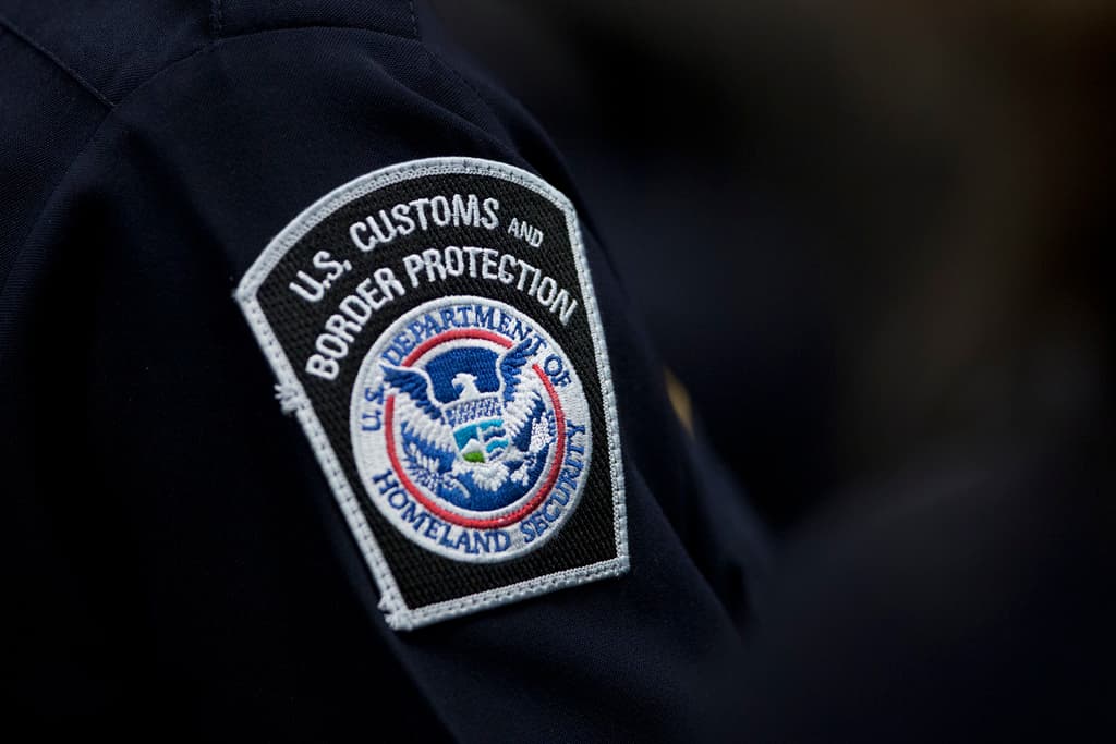 CBP arresta a cinco polizones dominicanos en Puerto Rico tras deportación previa
