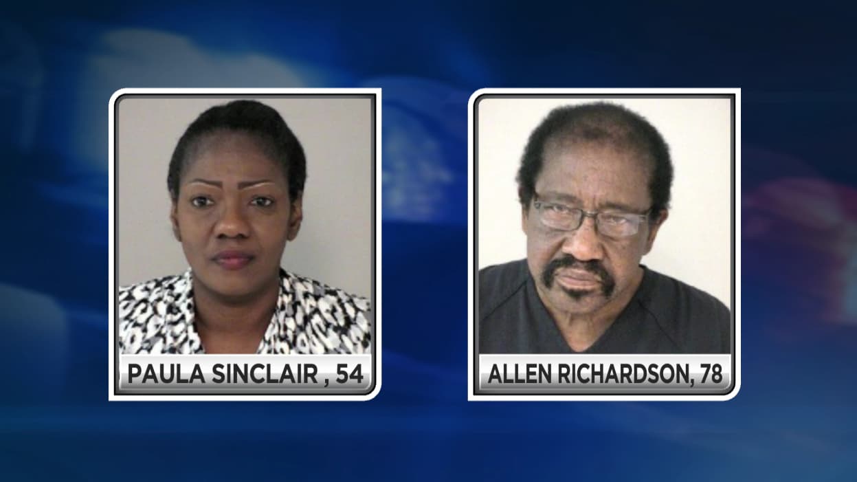 Paula Sinclair, de 54 años, era la madre adoptiva de siete adolescentes discapacitados que vivían en condiciones infrahumanas en una vivienda en el suroeste de Houston. Allen Richardson también vivía en la residencia. Ambos están detenidos y enfrentan cargos de secuestro agravado y lesiones a menores.