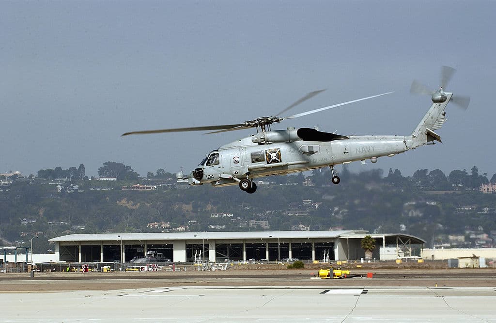Desaparece helicóptero de la Marina de EEUU con 5 infantes en ruta de Nevada a San Diego