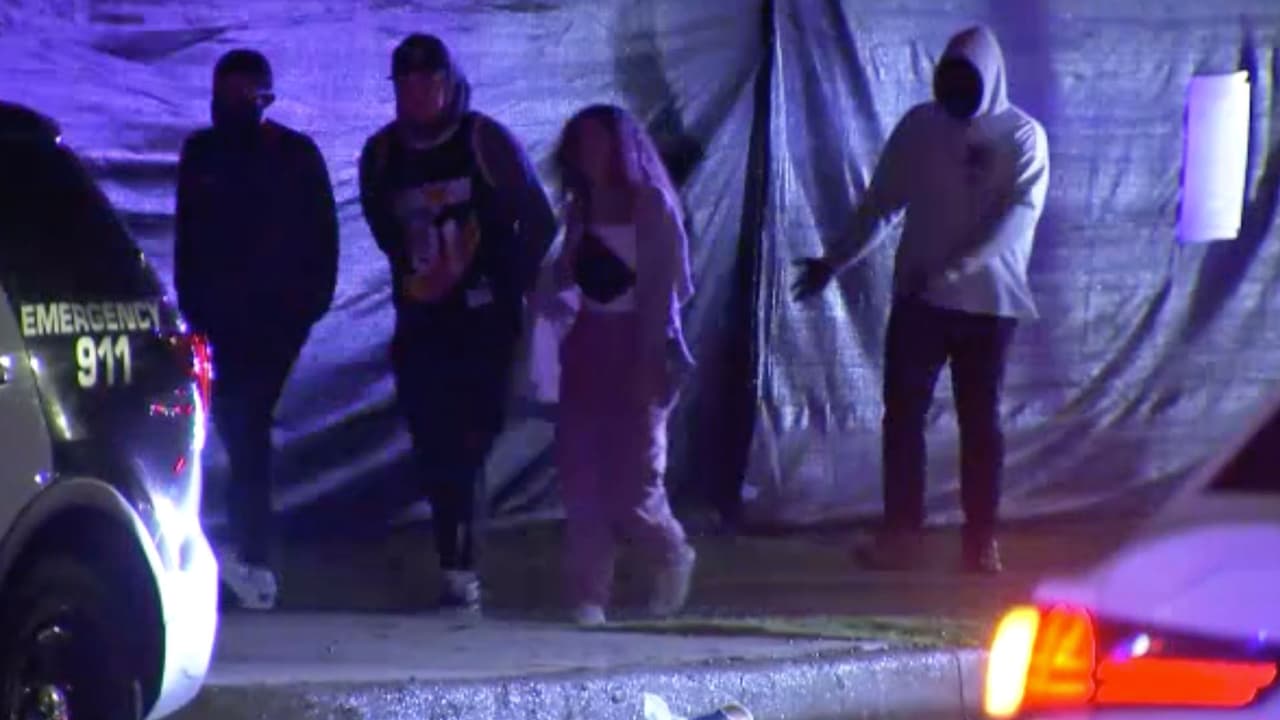 Falta por identificar a una de las víctimas mortales del festival Astroworld de Houston