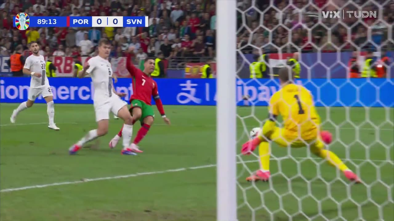 ¡Era la que esperaba Ronaldo y se la dejó en el cuerpo a Oblak!
