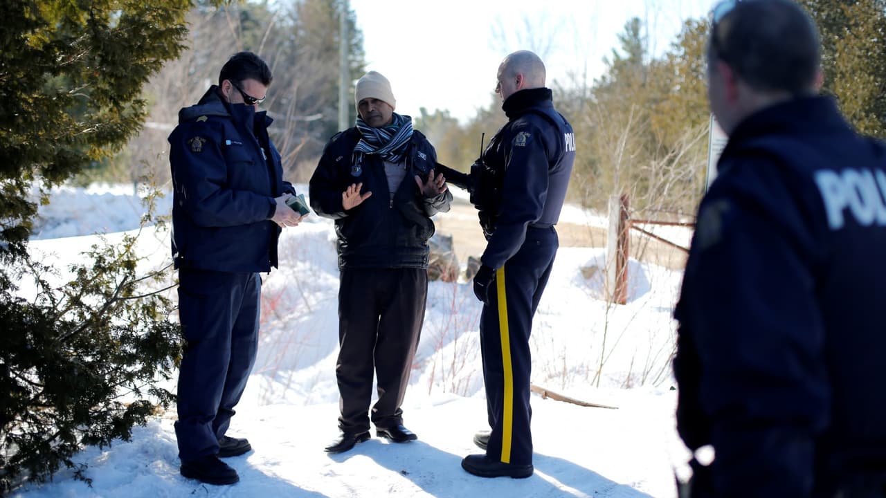 Los retos de ser indocumentado en Canadá: el otro lado del sueño canadiense