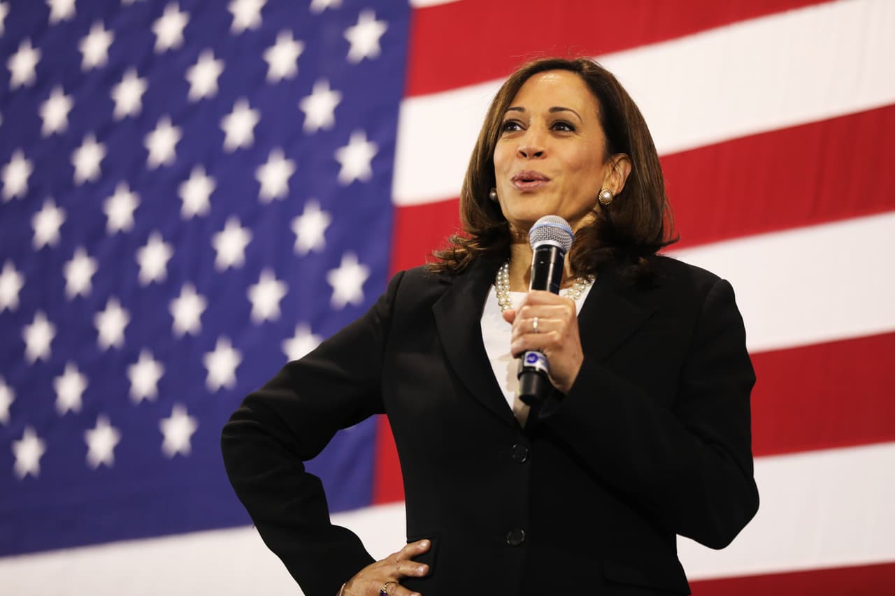 Abogado que defiende la demanda de Texas fue acusado de racismo contra Kamala Harris