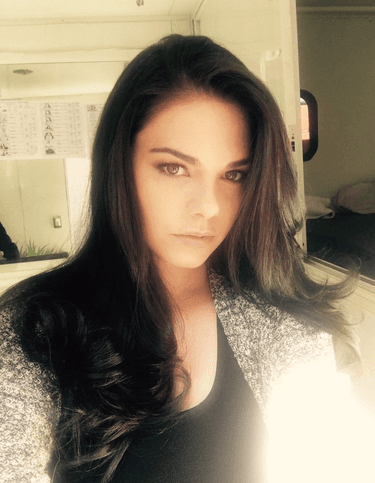 La cubana viene de una familia de artistas. Su padre Rolando Brito, es un primer actor de Cuba y su madre Gertrudis Pestana, una importante bailarina de ballet.