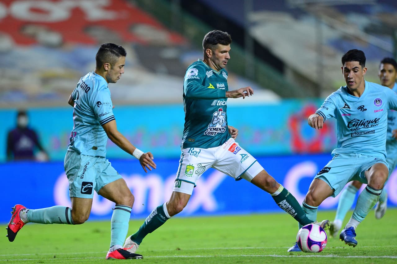 El gol llegó hasta lo 37’ desde los botines de Emmanuel Gigliotti.