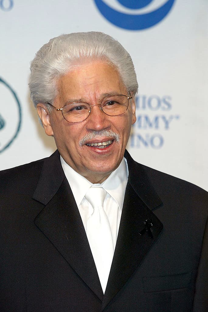 El artista dominicano 
<b><a href="https://www.univision.com/famosos/muere-johnny-pacheco-fundador-fania-all-stars">Johnny Pacheco</a></b>, uno de los pioneros de la salsa y de los fundadores de la Fania All-Stars, falleció el 15 de febrero en Nueva York a los 85 años, debido a una neumonía. 
<br>