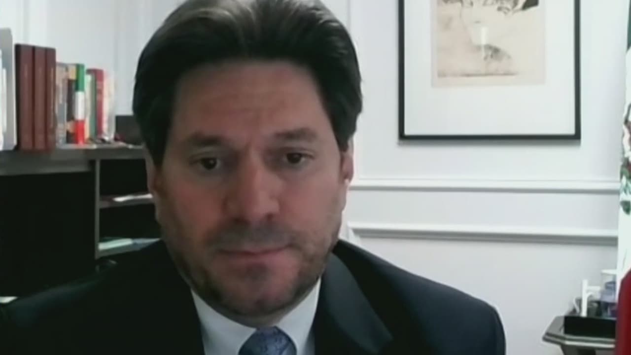 "No realicen viajes que no sean esenciales": recomendaciones del cónsul de México ante el aumento de casos de covid-19