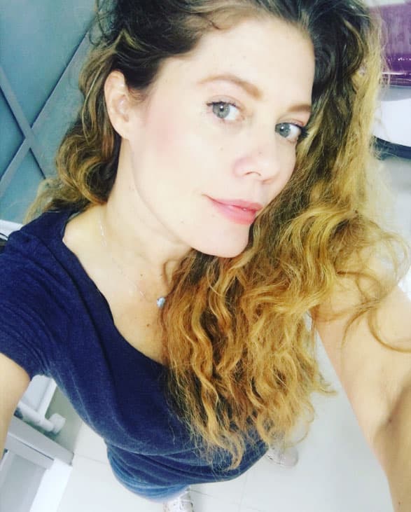 Lorna Paz es la guapa actriz que interpretó a 'la peliteñida'. Lorna siguió como actriz y modelo de comerciales en su natal Colombia.