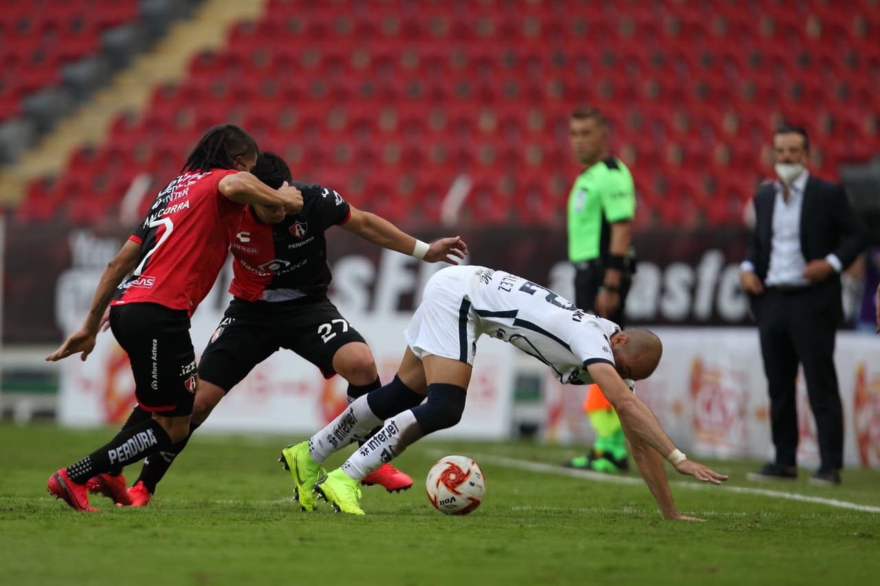 Con doblete de Juan Igancio Dinenno, los Pumas continúan con su racha perfecta en el Guard1anes 2020 de la Liga BBVA MX.