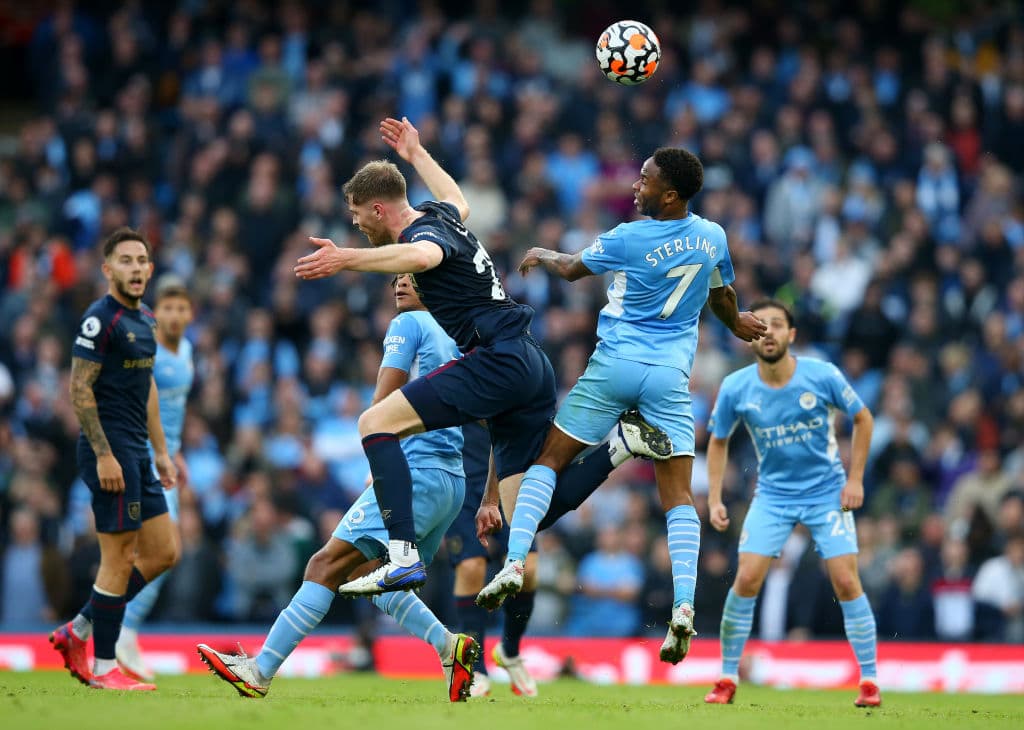 Liverpool golea 0-5 al Watford, Manchester City hace lo suyo y vencen 2-0 al burnley, Norwich City empata en casa frente al Brighton & Hove Albion, Chelsea vence por la mínima al Brentford y Southampton vence 1-0 al Leeds United.