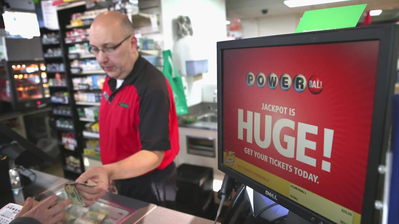 Mega Millions y el Powerball tienen casi $1,000,000 en premios este fin de semana