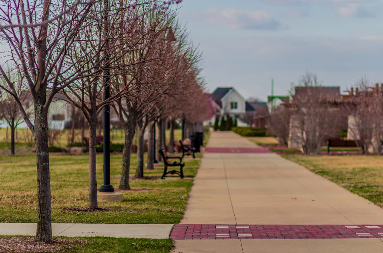 <b>Puesto 4: Bloomington, Illinois.</b> La proporción de trabajos que se pueden hacer desde casa en esta ciudad es de 39.4%, y el 72.2% de los hogares gasta menos del 30% de sus ingresos en vivienda.
<br>