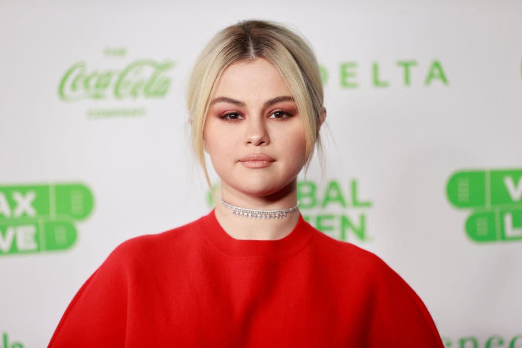 Selena Gomez se ríe de ella misma por su maquillaje para la Gala MET 2018 de una forma muy genial