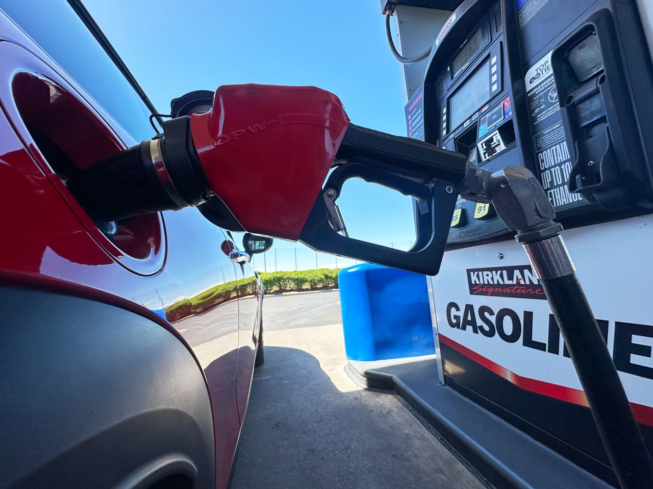 Costco sube el precio del aceite de motor Kirkland y establece un límite de compra