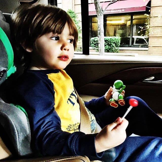 Thalía disfruta de ser mamá y de poder ver crecer a sus hijos.