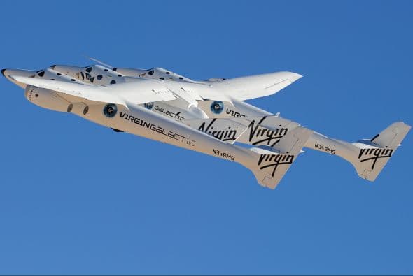 "Esto podría ser el inicio de una era completamente nueva de viajes espaciales, que sería la de los viajes espaciales comerciales", afirmó.