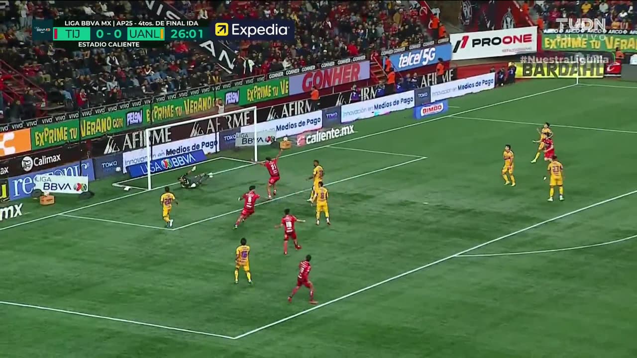 ¡Escopetazo de Kevin Castañeda! Imposible para Nahuel, el 1-0 de Xolos
