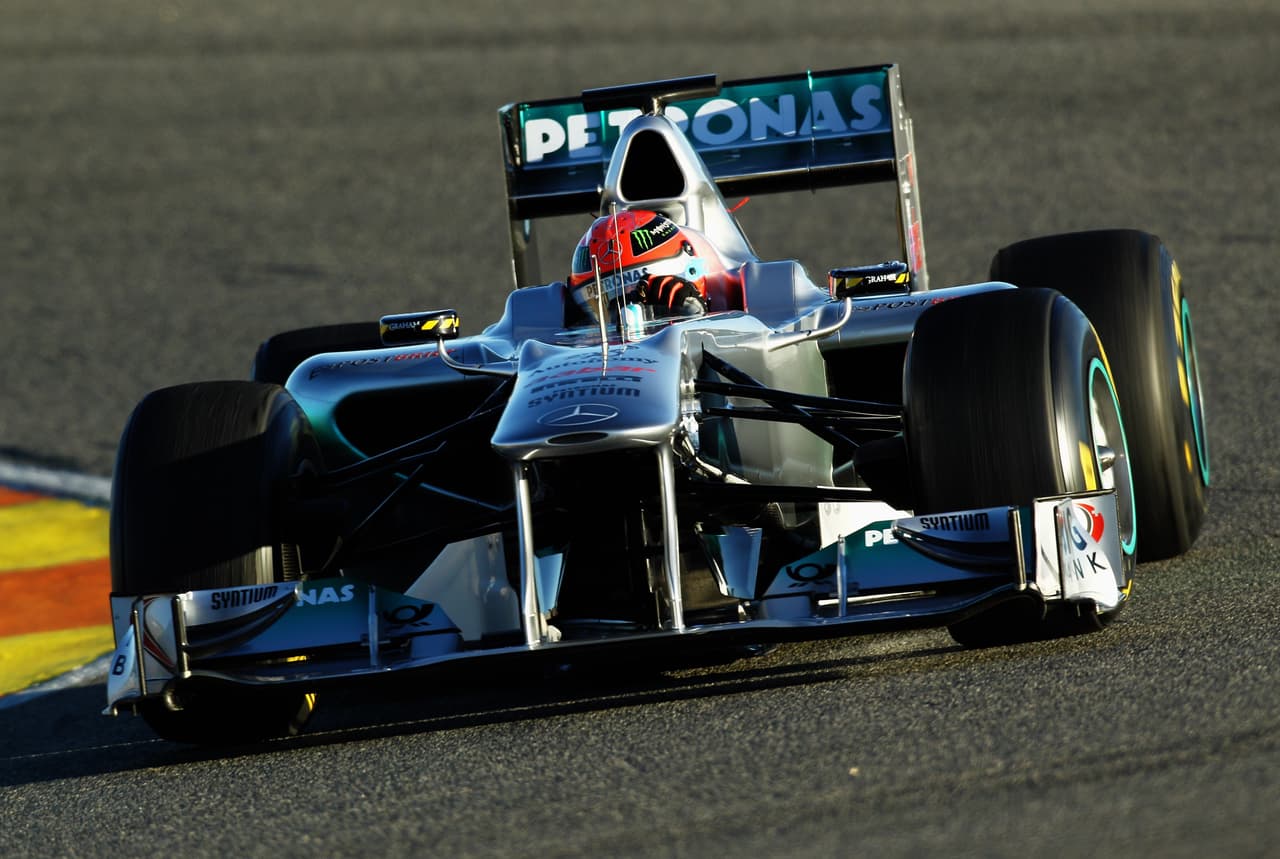 "La aplicación es un nuevo hito en nuestro esfuerzo de hacer justicia con él y con vosotros en la medida en que celebramos sus éxitos", dice la declaración sobre el piloto que compitió hasta 2012 por última vez.