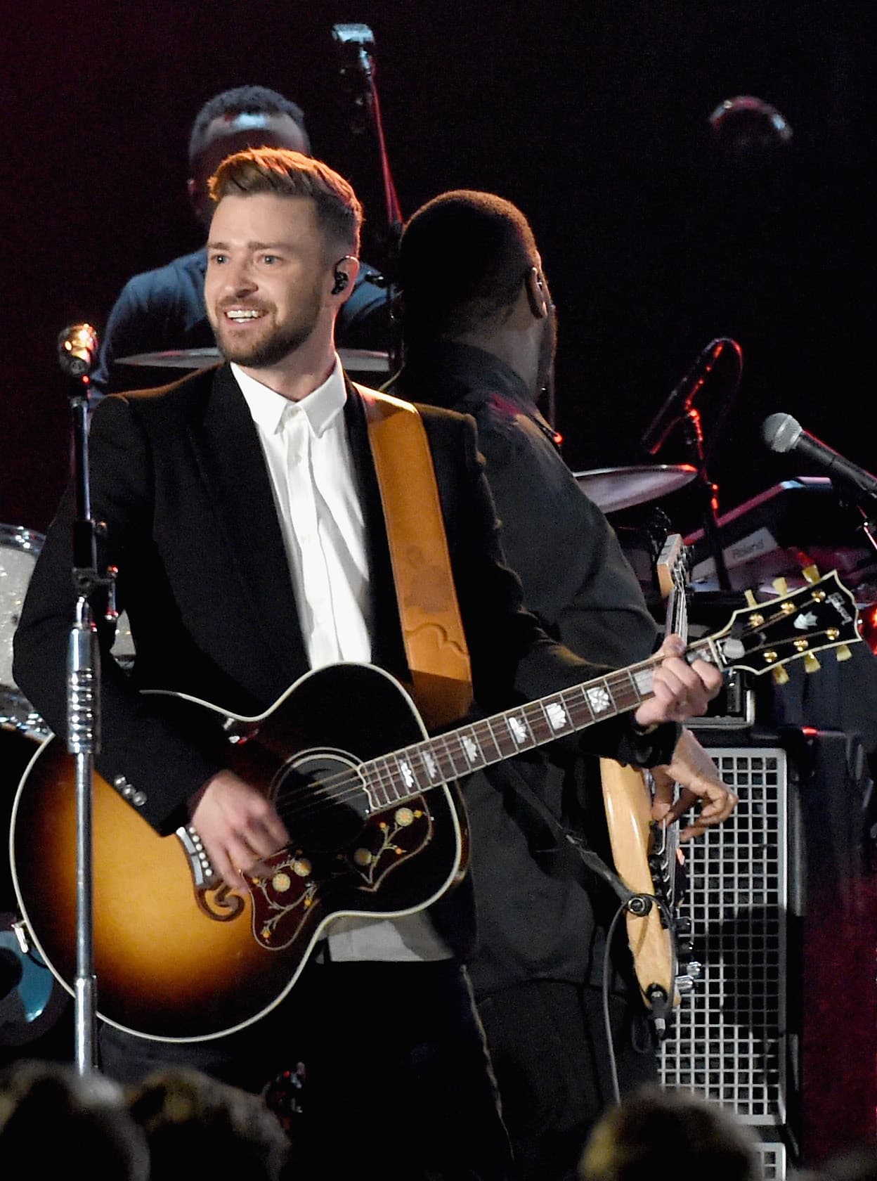 La noche de los Country Music Awards estuvo llena de sorpresas, por supuesto, con la presencia de Justin Timberlake.