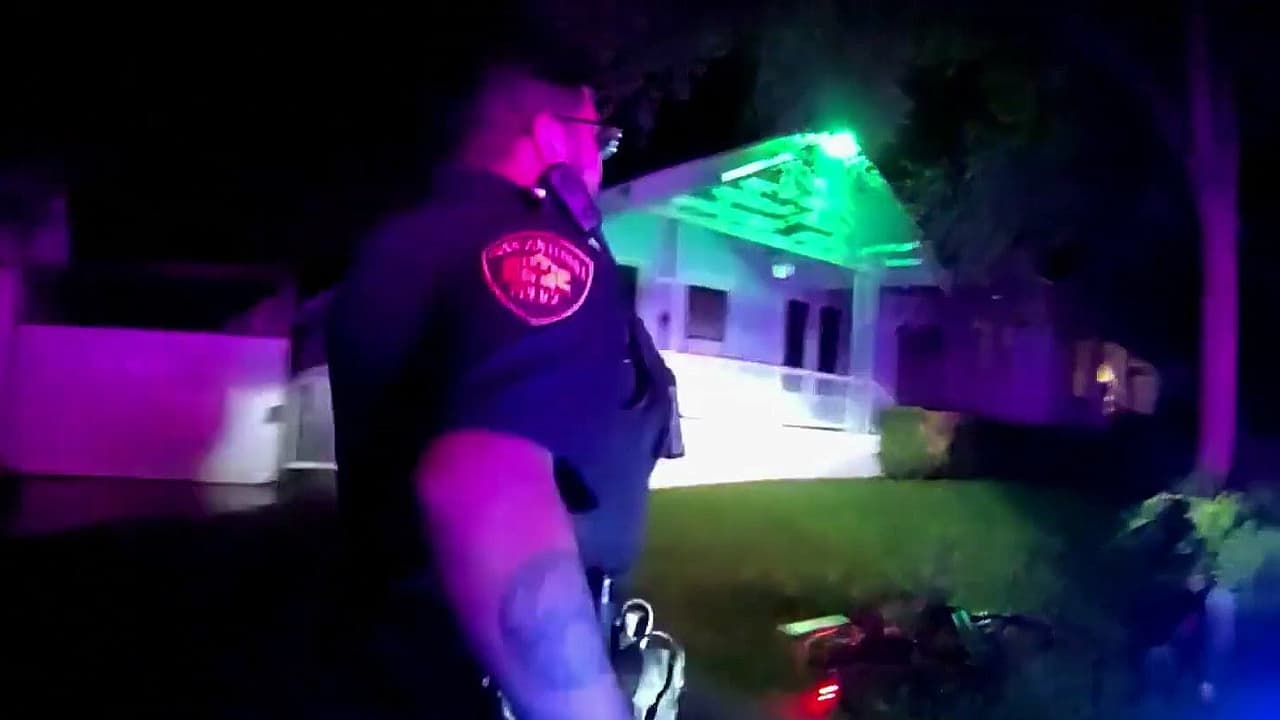 Policía de San Antonio difunde video de tiroteo en el que un hombre murió tras apuntar un arma a agentes