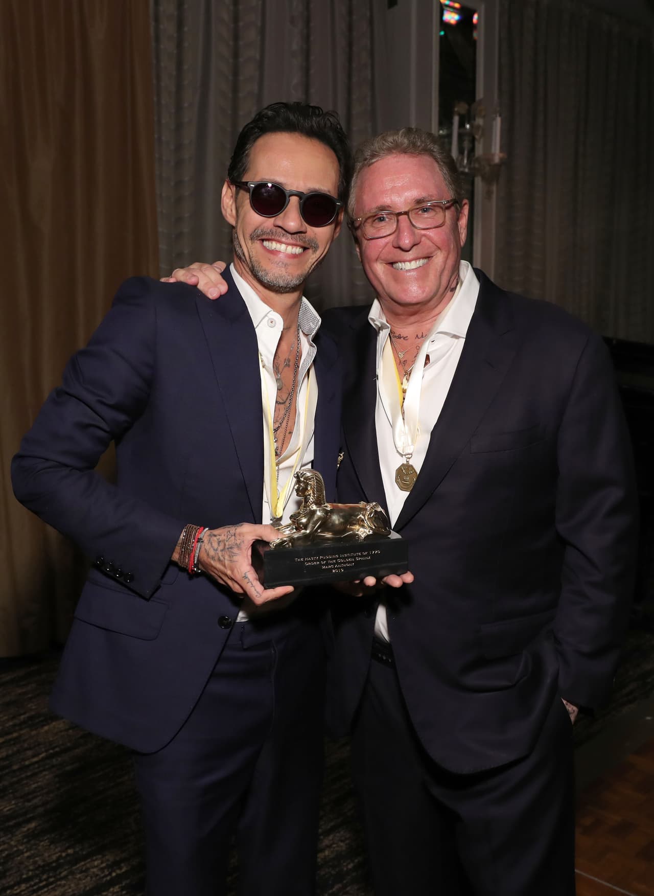 “No solo tiene buena voz,
<b> sino que tiene buen corazón</b>”, dijo Farkas sobre Marc Anthony, destacando toda la ayuda que ofreció a su su país, Puerto Rico, 
<b><a href="https://www.univision.com/entretenimiento/marc-anthony-alza-su-voz-por-puerto-rico-devastado-como-nunca-por-los-huracanes-irma-y-maria">tras el paso del huracán María en septiembre de 2017</a></b>.