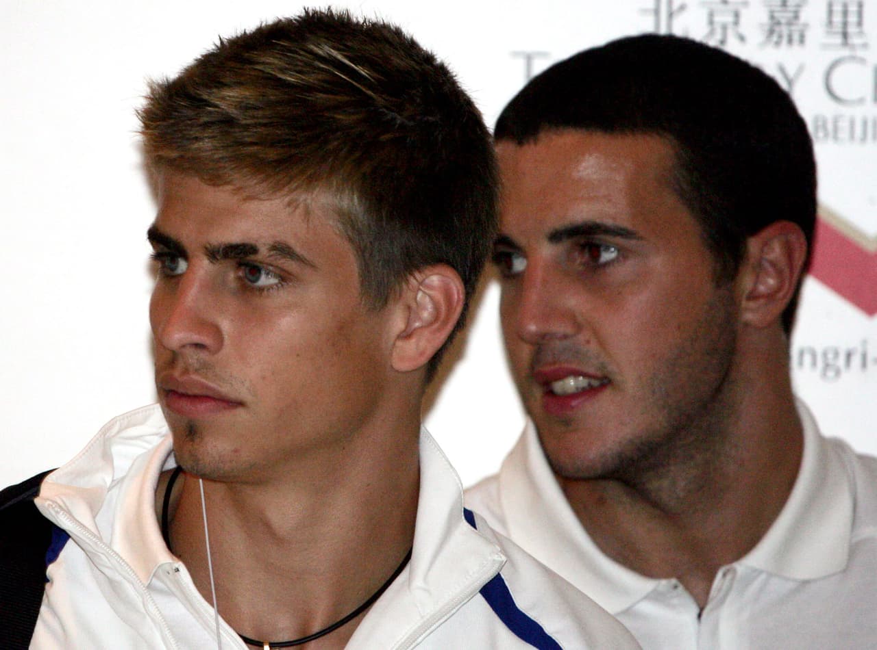 A los 10 años ingresó a las Fuerzas Básicas del Barcelona, en la categoría Alevín A.