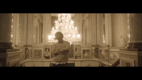 Este fue el segundo sencillo de Balvin de su disco 'Energía' y también alcanzó el número 1 en el chart de Hot Latin Songs de Billboard.