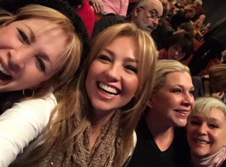 Se la pasaron de lo lindo en los mejores teatros y cafés de la ciudad.