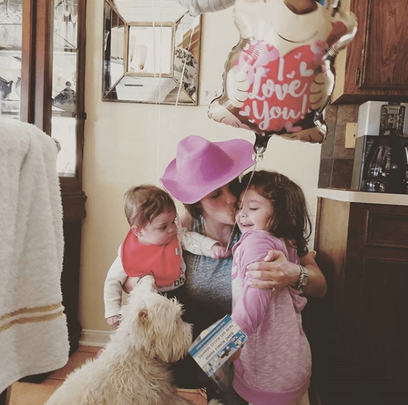 Primero llegó a su vida Victoria Grace y luego Alejandro Saúl.