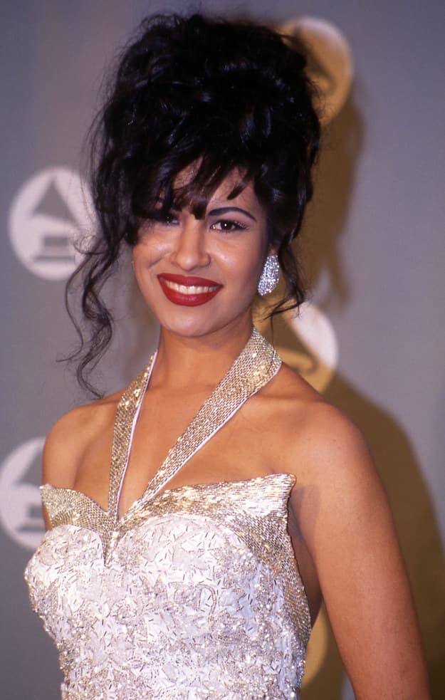 Selena en los Grammy de 1994.