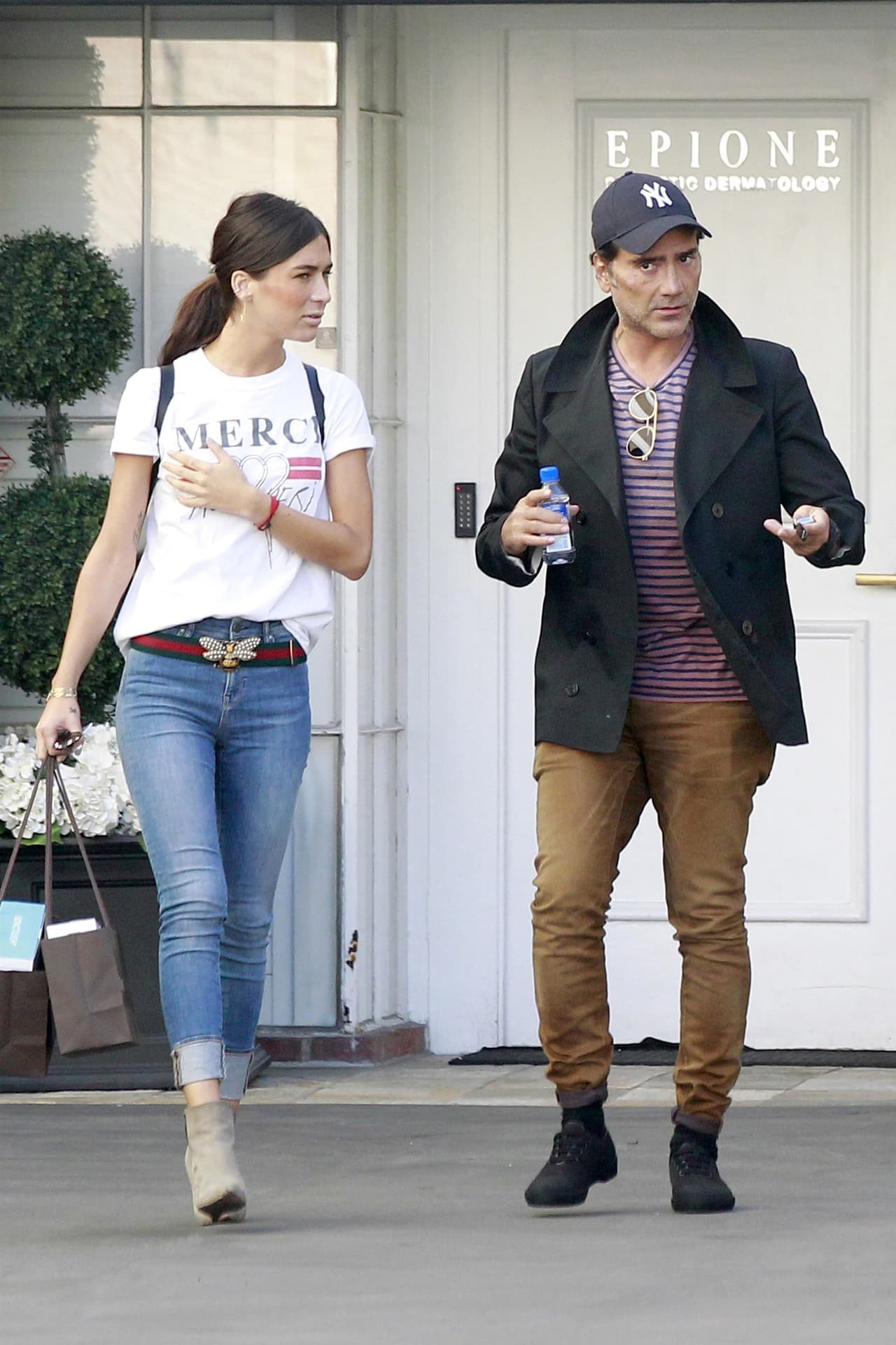 El cantante y la modelo han sido una pareja intermitente desde el 2012.