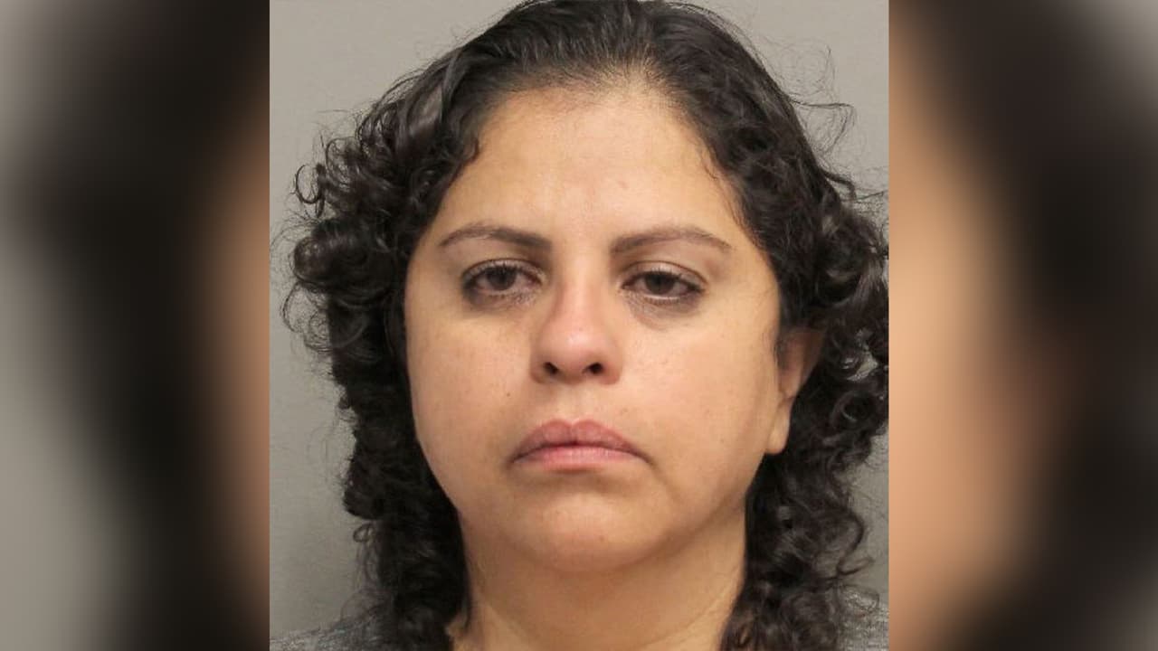 Vivian Tejeda- Arrestada por DUI