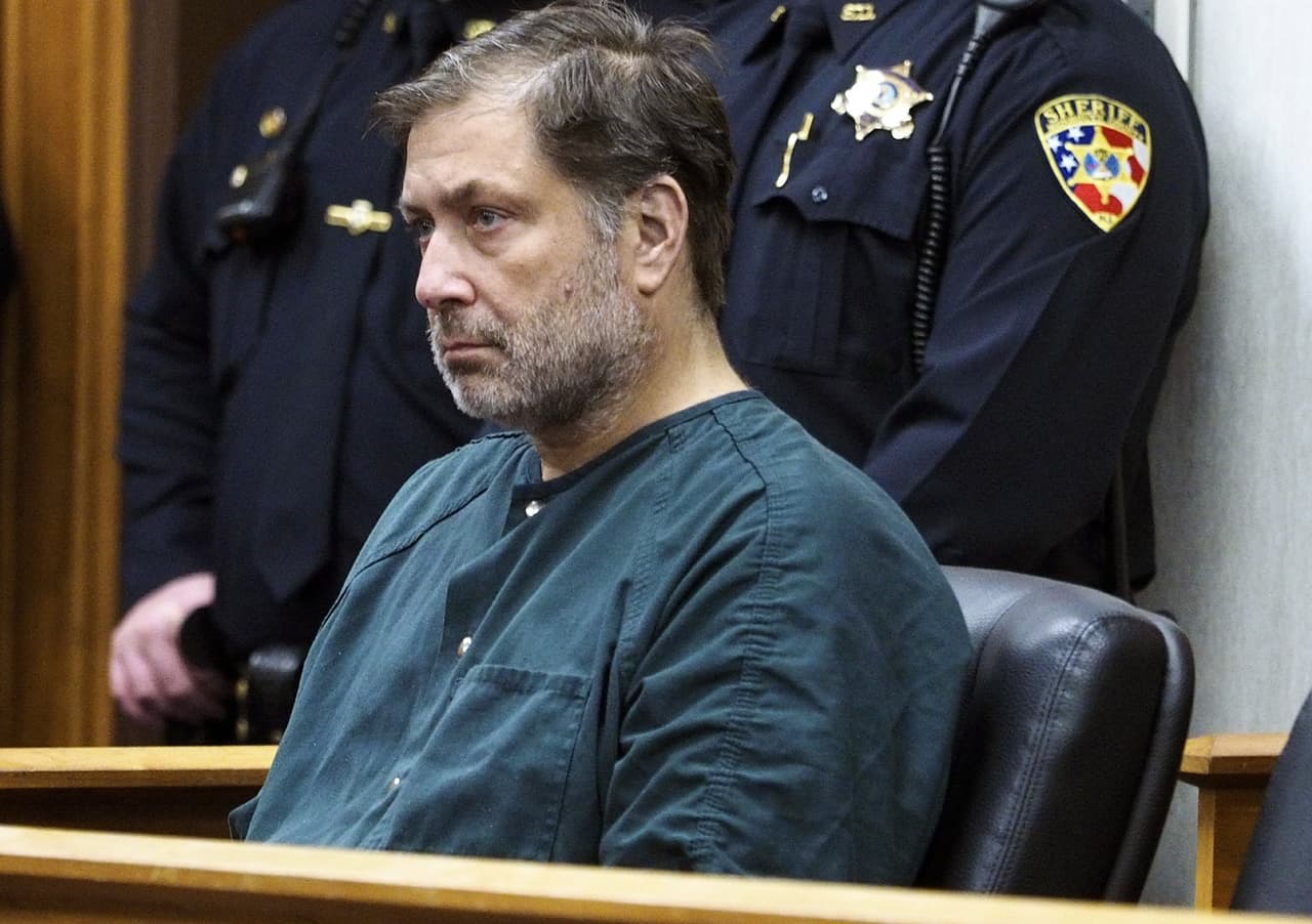 ¿Motivación financiera? Revelan detalles sobre el acusado de matar a su hermano, cuñada y sobrinos