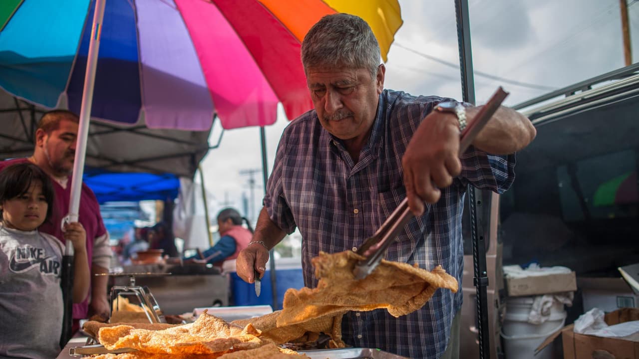 "Nos ayudaría económicamente": Vendedores ambulantes buscan comercializar sus productos en todas las calles de Los Ángeles   