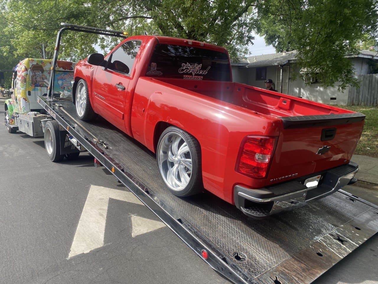 El operativo estuvo encabezado por el Grupo de Trabajo de Sideshows de San Joaquín durante las festividades del 5 de mayo pasado. En estas acciones, la policía también arrestó a 14 personas y remolcó 19 vehículos en total.