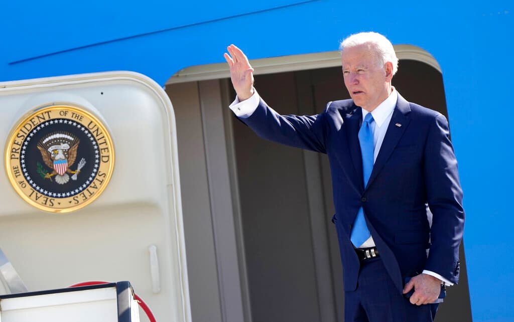 El presidente Biden llega a Los Ángeles para la Cumbre de las Américas y tú podrías quedar atrapado por estos cierres de vías