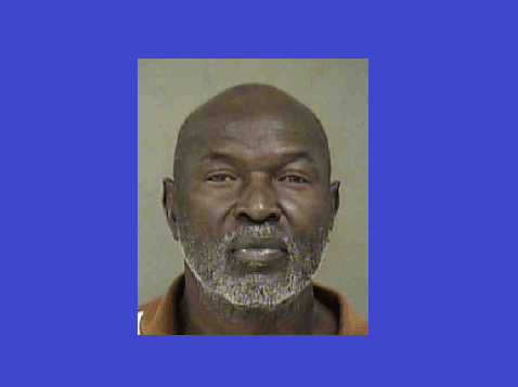 Lester Artis afronta varios cargos, entre ellos haber huido de la policía