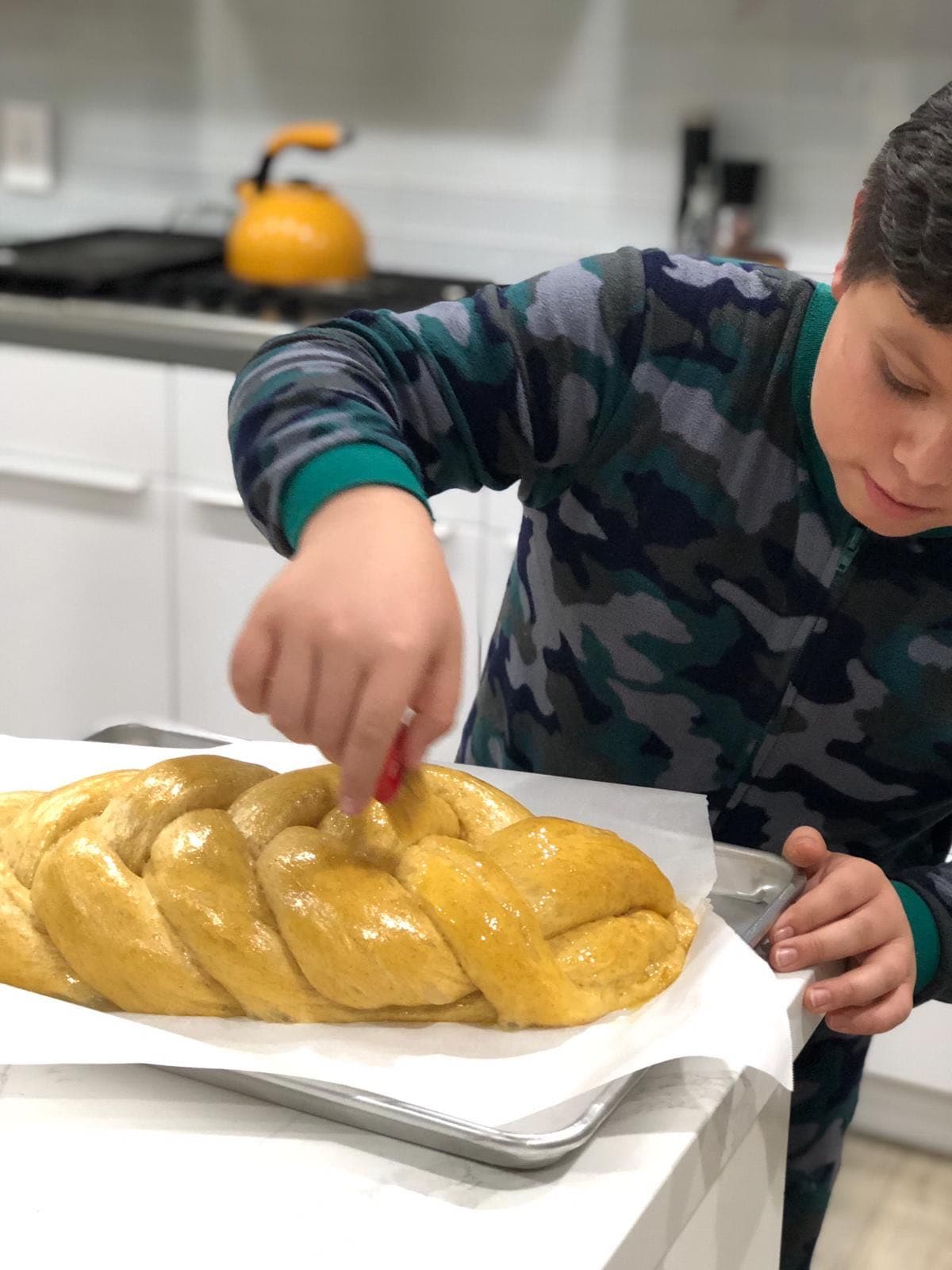 Sus creaciones y pasteles le toman entre dos y tres días para terminarlas.