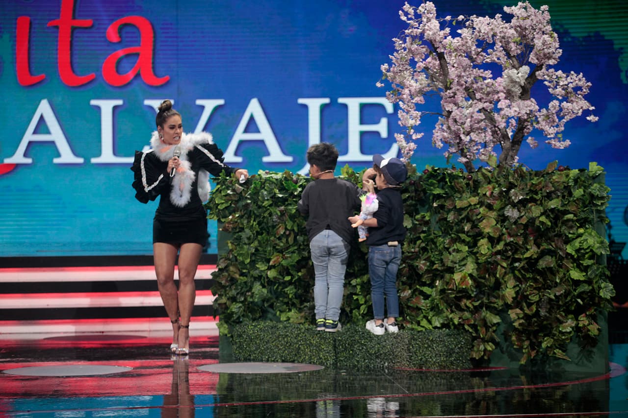 Entonces apareció la mala de la telenovela: Galilea Montijo.