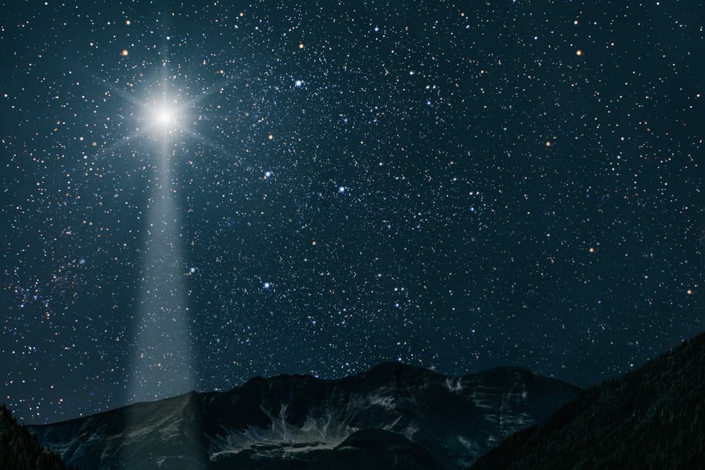 Seguramente has oído hablar sobre el gran evento que acontecerá el próximo 21 de diciembre, algunos lo nombran la estrella de Belén, otros la gran mutación, o la gran conjunción, que marcará un cambio muy importante en nuestra vida social.
<br>