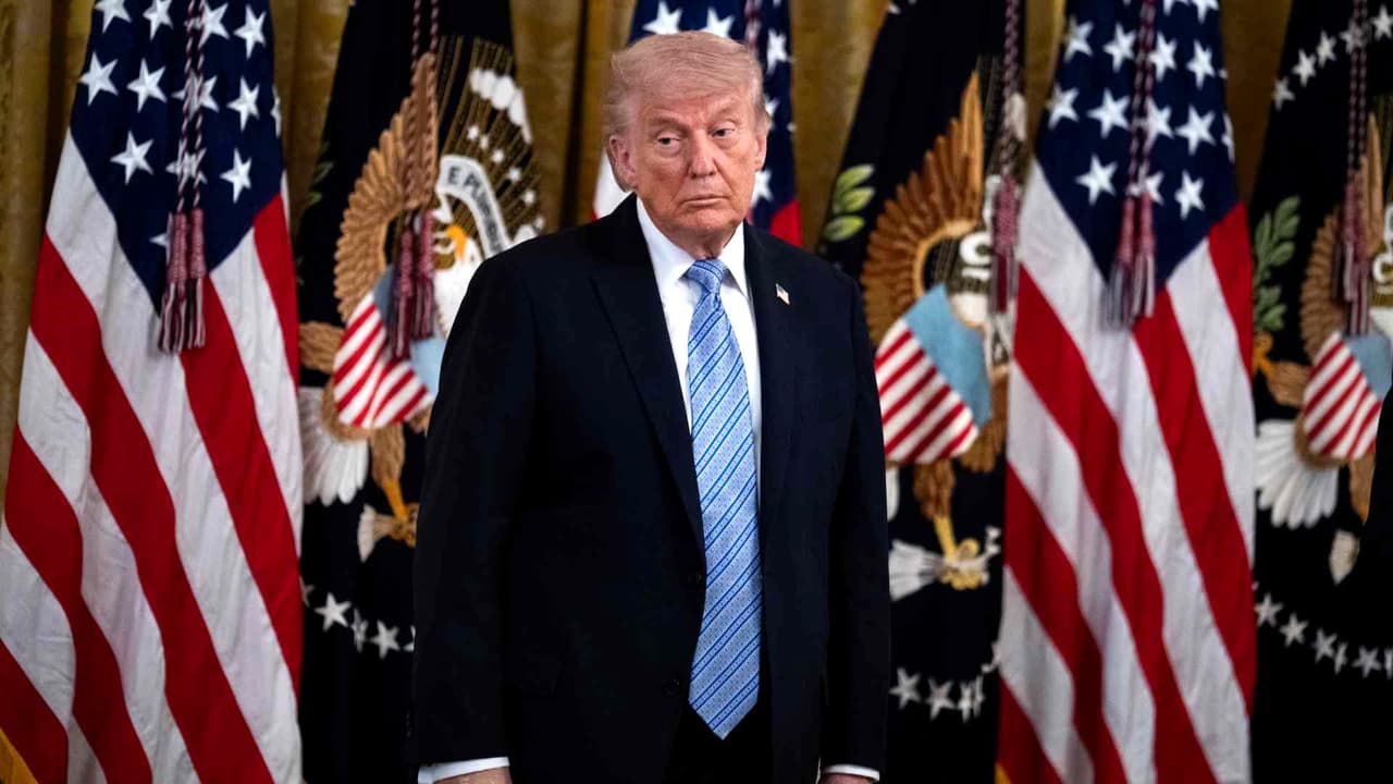 Donald Trump ordena a los bancos examinar detenidamente el estatus migratorio de sus clientes: te explicamos