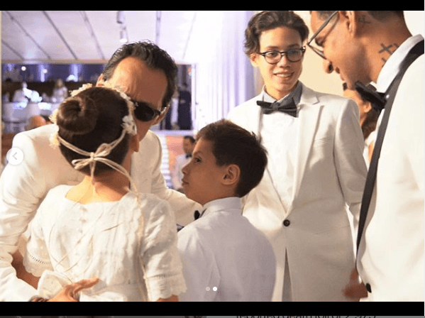 Luego de haberle puesto fin a sus relaciones don Dayanara Torres y Jennifer Lopez, Marc ha tratado de llevar una excelente relación con todos sus hijos.