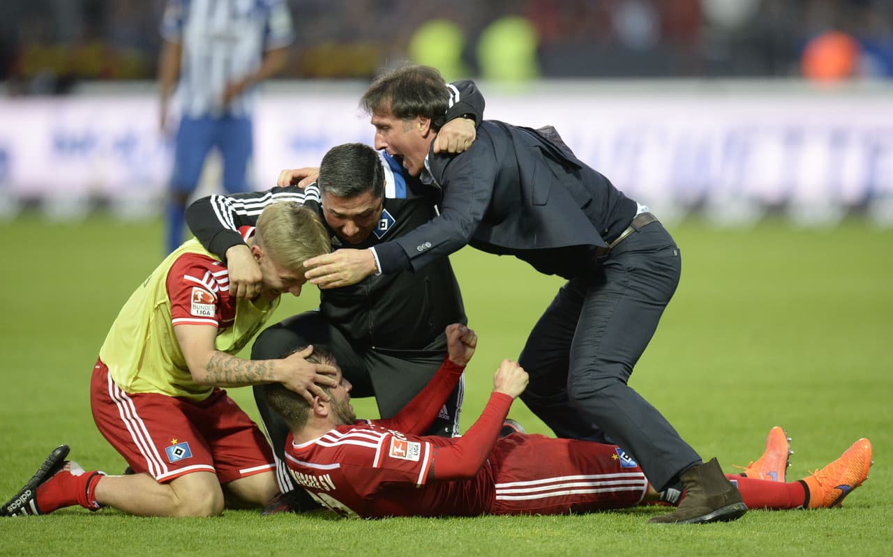 Un gol en la prórroga mantiene al Hamburgo en la Bundesliga